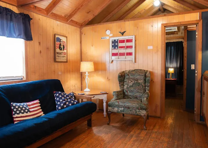 Lakeview Cedar Cabin - Uncle Sams Cabin - 3
